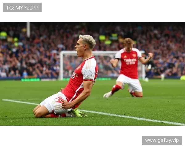 鲁尼点评阿森纳轻敌心态称巴黎原本可再进数球警示枪手别盲目乐观